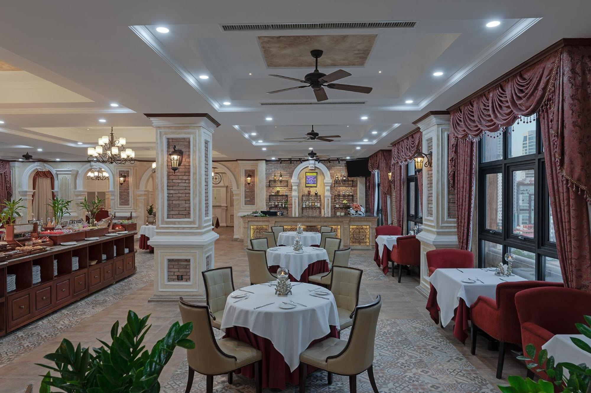 Anik Palace Hotel بنوم بنه المظهر الخارجي الصورة